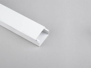 Кабель-канал 40х25 белый (2м)  BYLECTRICA