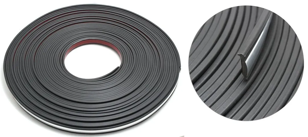 Наклейка-молдинг 22109-30 Black/Chrome (30м)