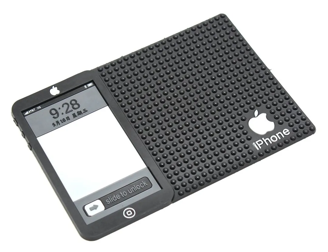 Коврик на панель SM-68 iPhone 20,5*14cm