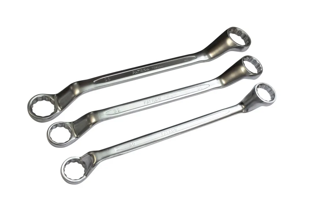 Ключ накидной отогнутый на 75грд. 30х32 мм