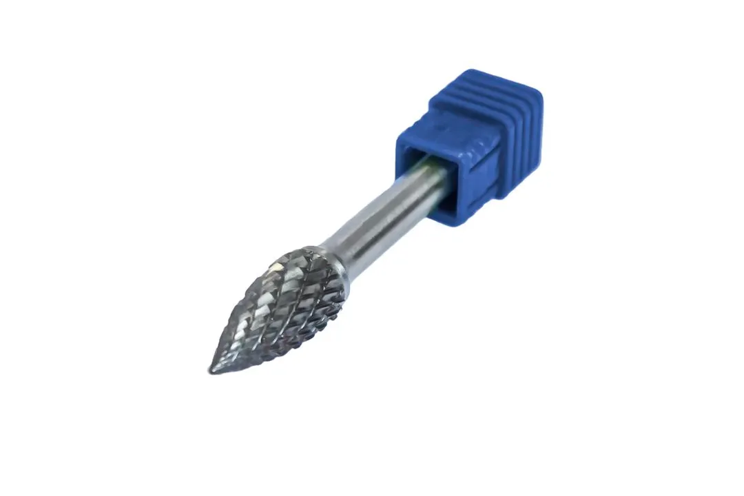 Шарошка коническая скругленная по металлу(Ø 12мм,Ø хвостовика 6мм),в пластиковом футляре