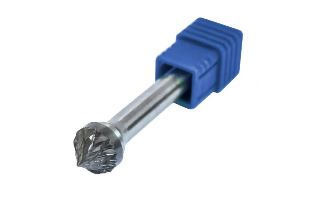 Шарошка коническая »пика»по металлу(Ø 10мм,Ø хвостовика 6мм),в пластиковом футляре