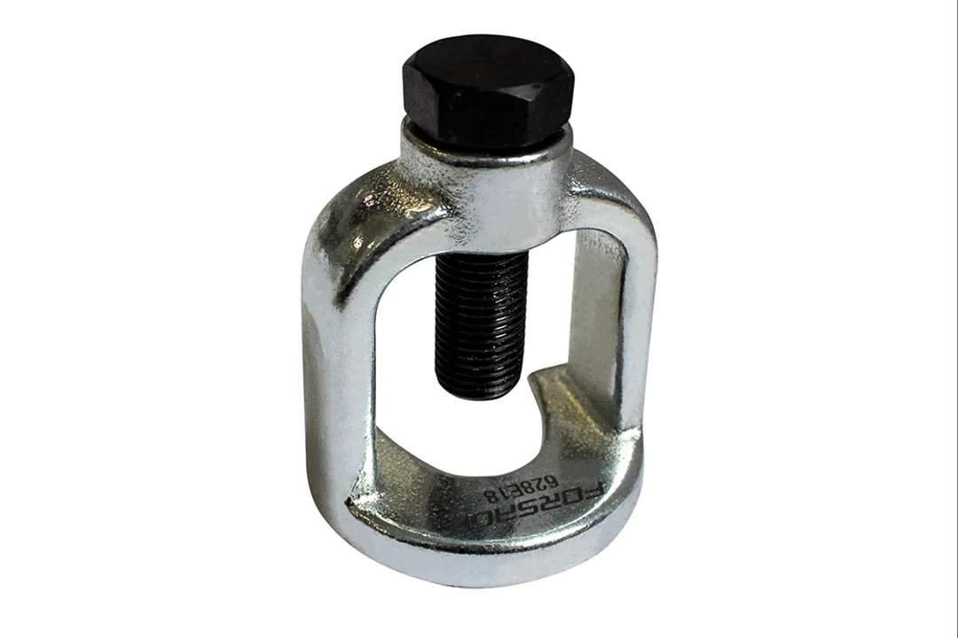 Съемник шаровых опор и наконечников рулевых тяг (рабочая глубина -35мм, размер зева-18мм, рабочая ширина-38мм)