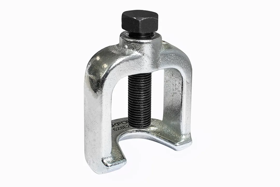 Съемник шаровых опор и наконечников рулевых тяг (рабочая глубина -45мм, размер зева-23мм, рабочая ширина-43мм)