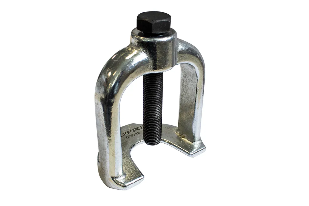 Съемник шаровых опор и наконечников рулевых тяг (рабочая глубина -100мм, размер зева-46мм, рабочая ширина-93мм)