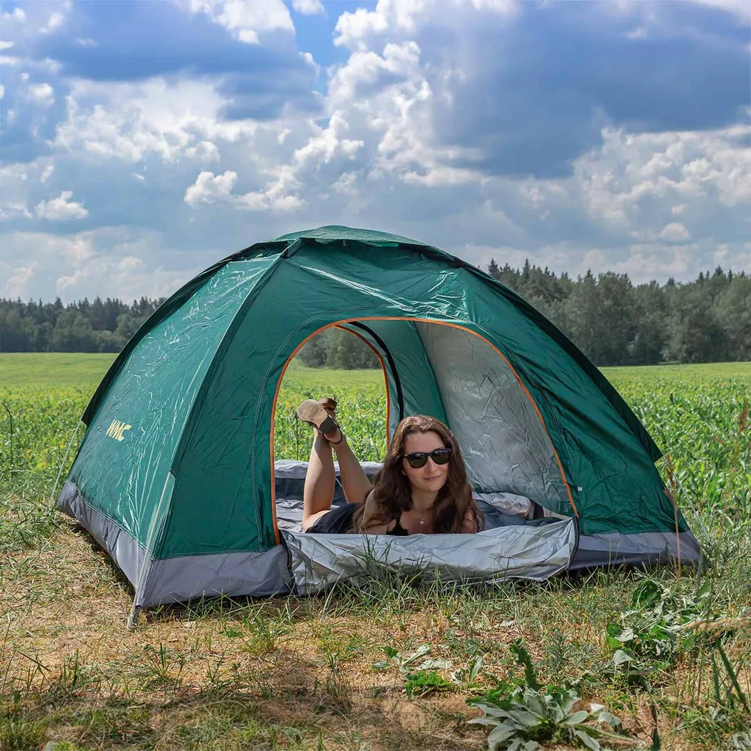 Палатка туристическая четырехместная(190х190х130см,полиэстер,каркас стеклопластик)