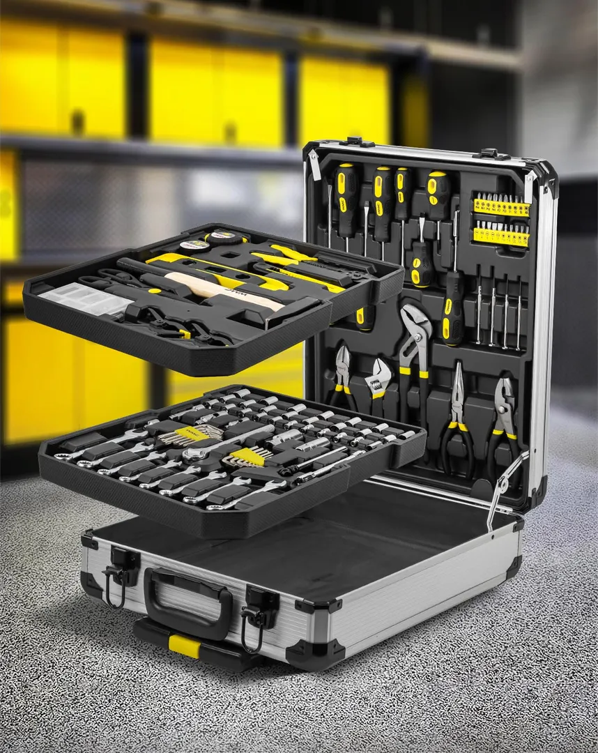 Набор инструментов 186пр. 1/4»1/2»(6-гр.) (4-30мм) »Дорожный кейс»