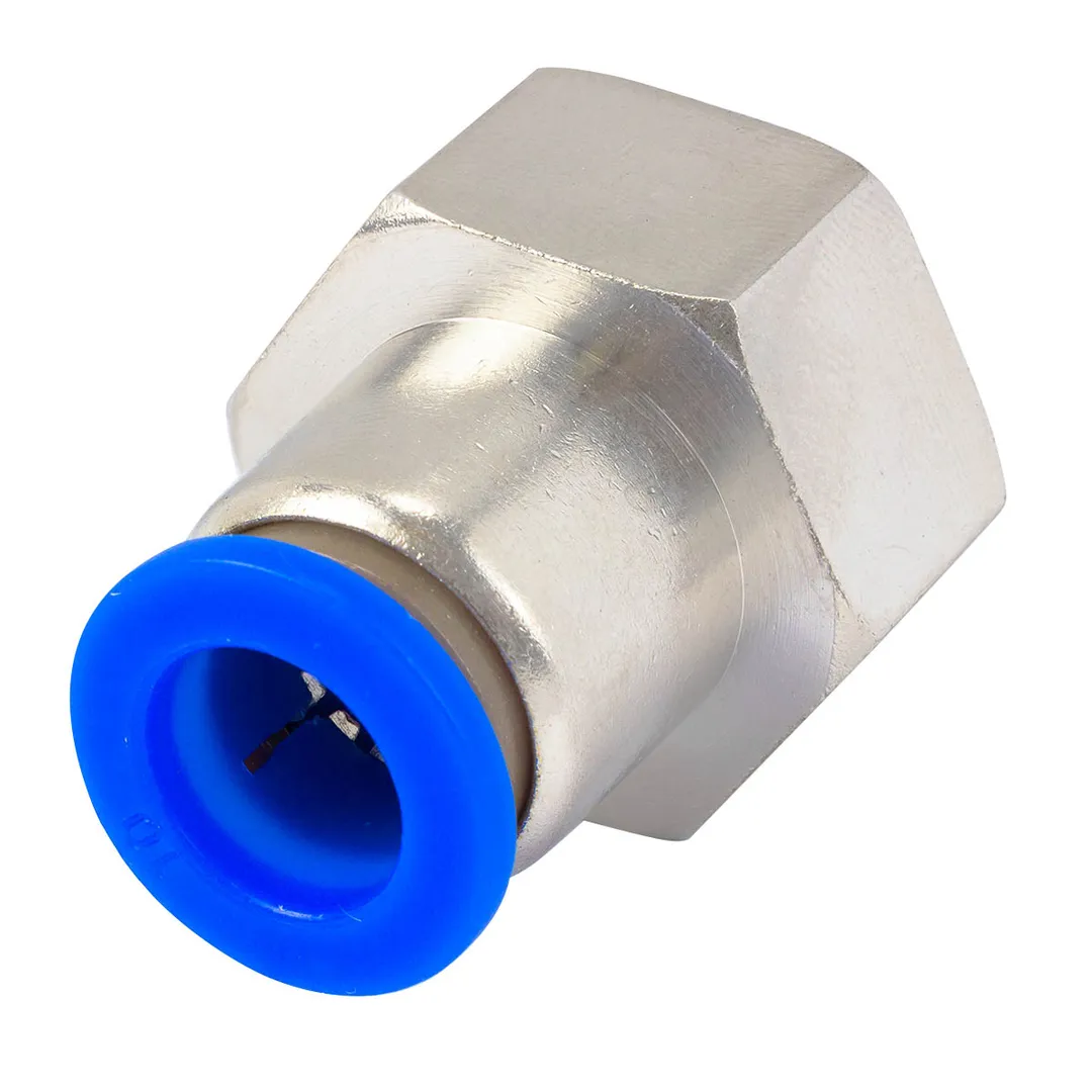 Фитинг для пластиковых трубок 10мм с внутренней резьбой 1/2»