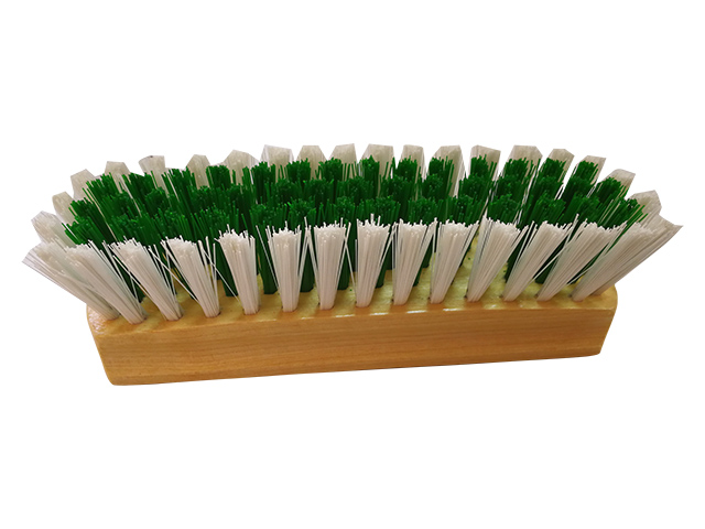 Щетка одёжная дер. 154х46мм (синтетическая щетина)